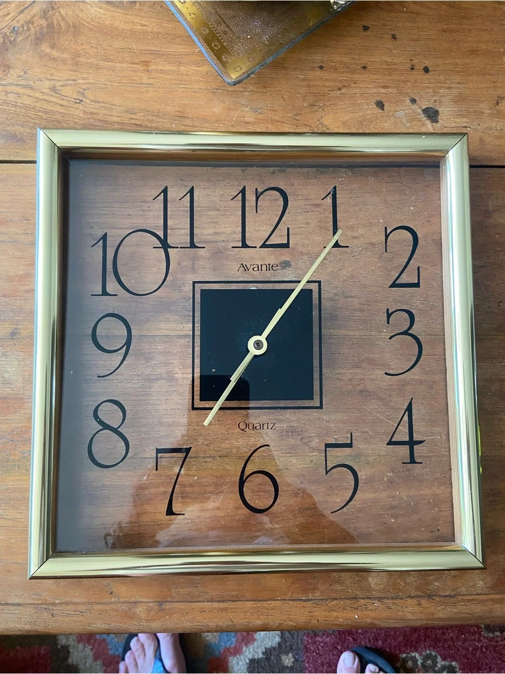 Vintage Avante Gold See Thru Frame Quartz Wall Clock